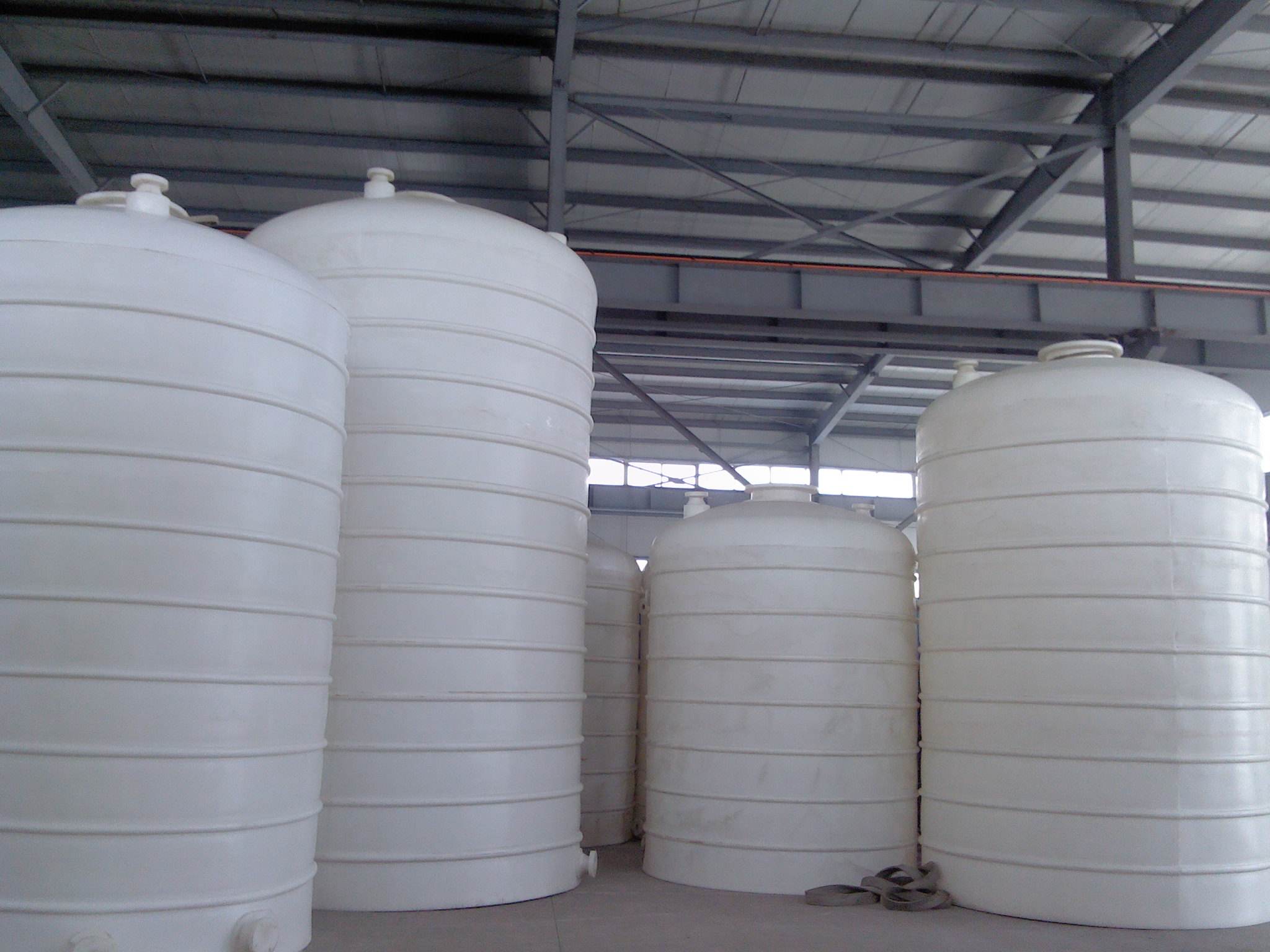 聚乙烯儲罐的概述: 聚乙烯儲罐的概述: