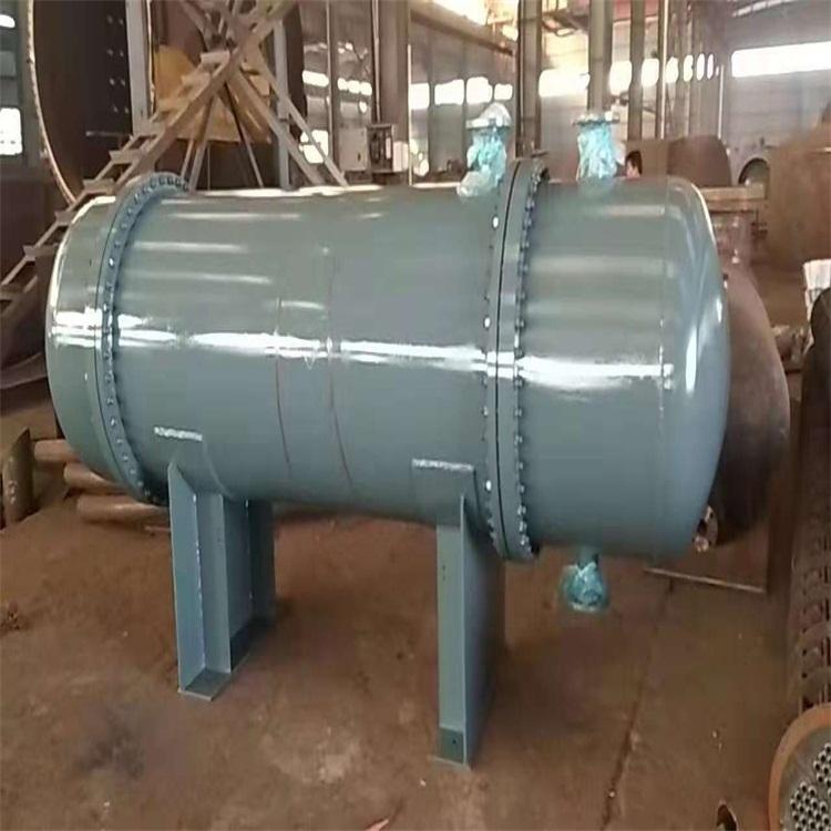 聚丙烯儲罐特點: 聚丙烯儲罐特點: